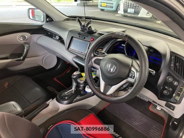 Honda CR-Z 2010-08 8658596-9