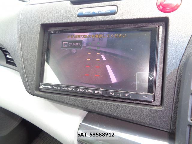 Honda CR-Z 2010-04 8685366-19