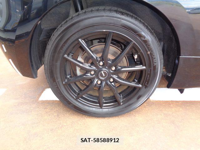 Honda CR-Z 2010-04 8685366-22