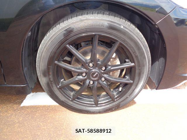 Honda CR-Z 2010-04 8685366-23