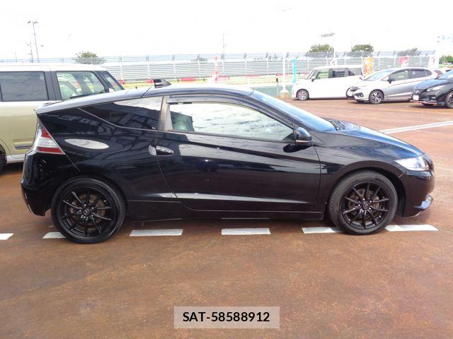 Honda CR-Z 2010-04 8685366-4