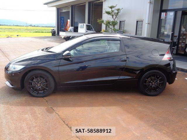 Honda CR-Z 2010-04 8685366-5