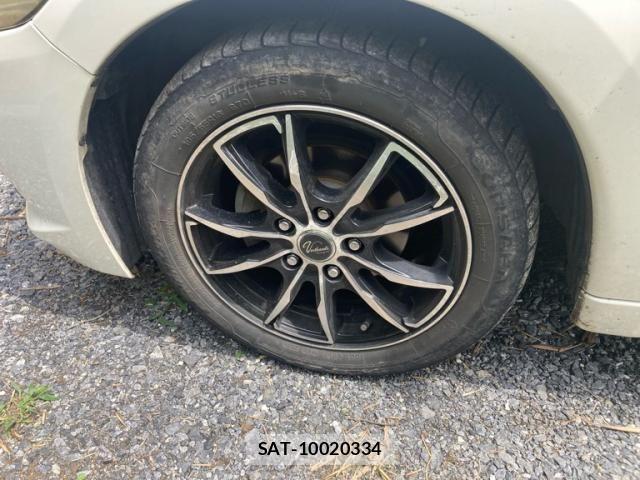 Honda CR-Z 2011-05 8741470-14