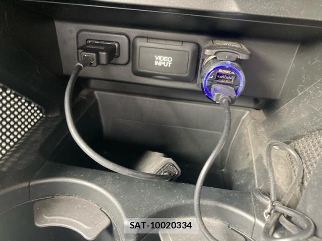 Honda CR-Z 2011-05 8741470-26