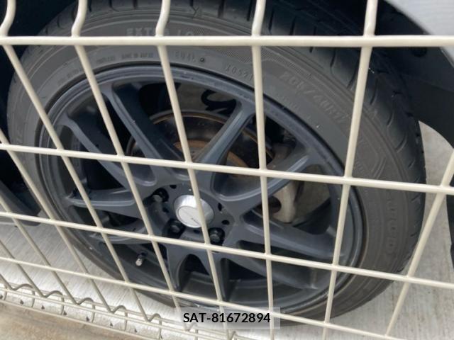 Honda CR-Z 2011-03 8741468-4