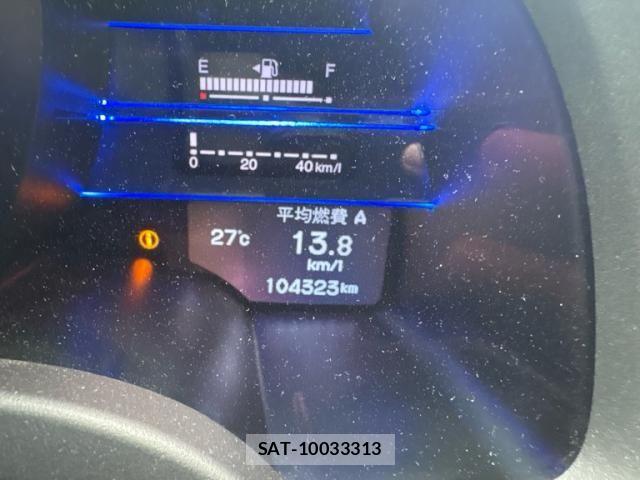 Honda CR-Z 2013-02 8741466-17