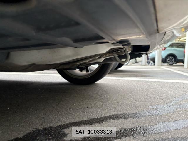 Honda CR-Z 2013-02 8741466-7