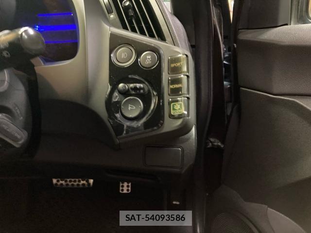 Honda CR-Z 2012-07 8795652-11