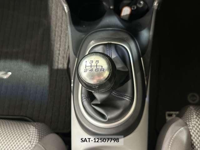 Honda CR-Z 2010-06 8795653-20