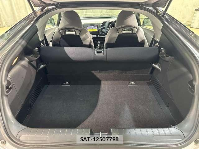 Honda CR-Z 2010-06 8795653-23