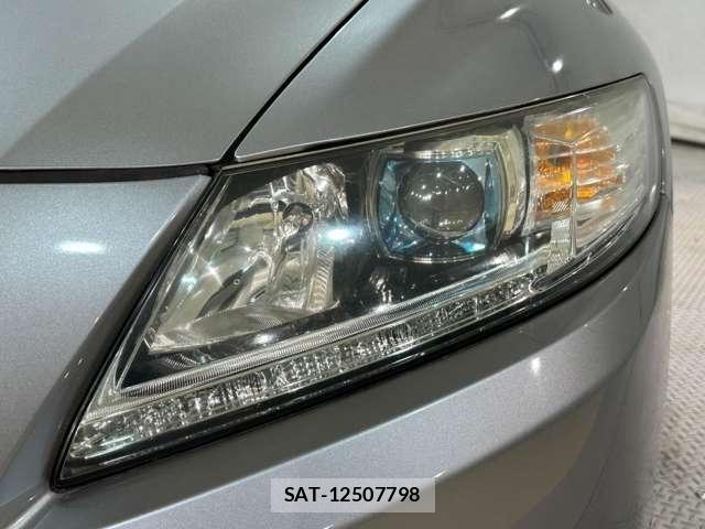 Honda CR-Z 2010-06 8795653-27