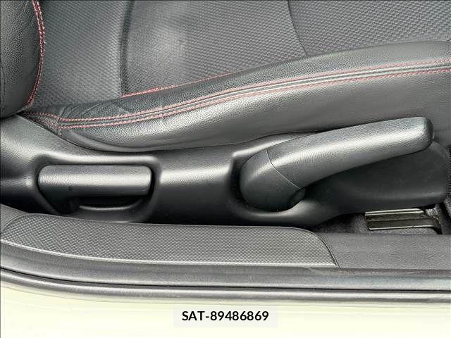 Honda CR-Z 2013-10 8828464-16