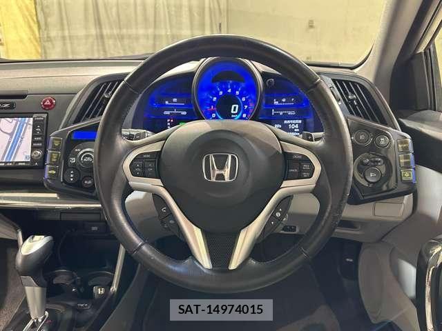 Honda CR-Z 2010-08 8848598-9