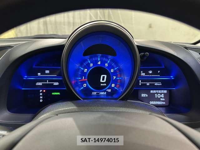 Honda CR-Z 2010-08 8848598-10