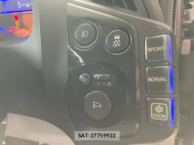Honda CR-Z 2010-02 8870747-10