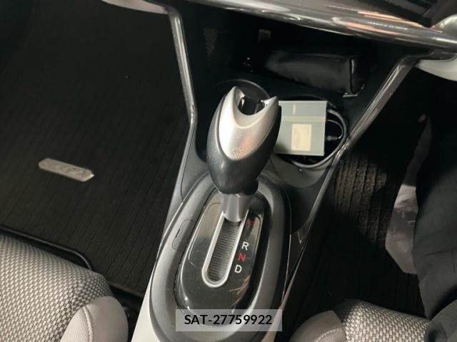 Honda CR-Z 2010-02 8870747-19