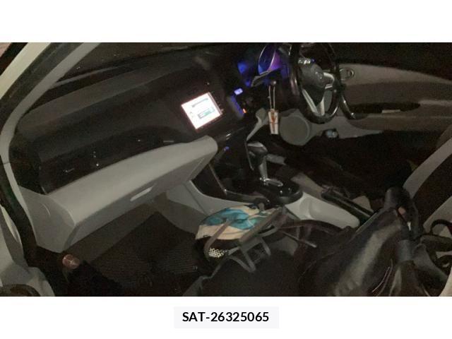 Honda CR-Z 2010-07 8870745-7
