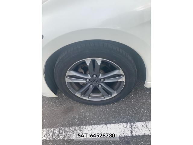 Honda CR-Z 2013-03 8870742-2