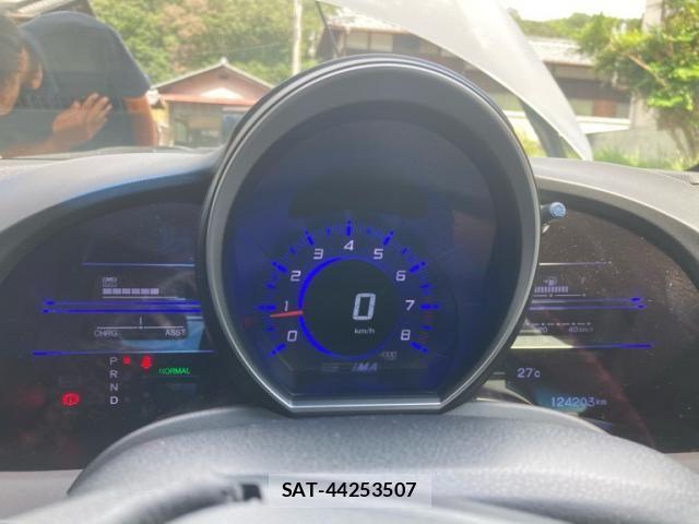 Honda CR-Z 2014-01 8870744-13