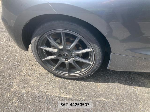 Honda CR-Z 2014-01 8870744-8