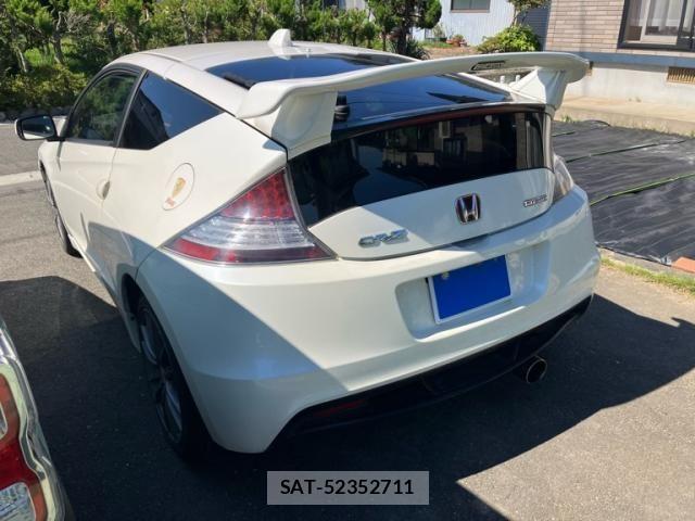 Honda CR-Z 2010-04 8870746-9