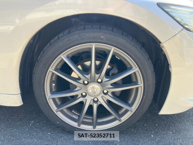 Honda CR-Z 2010-04 8870746-16