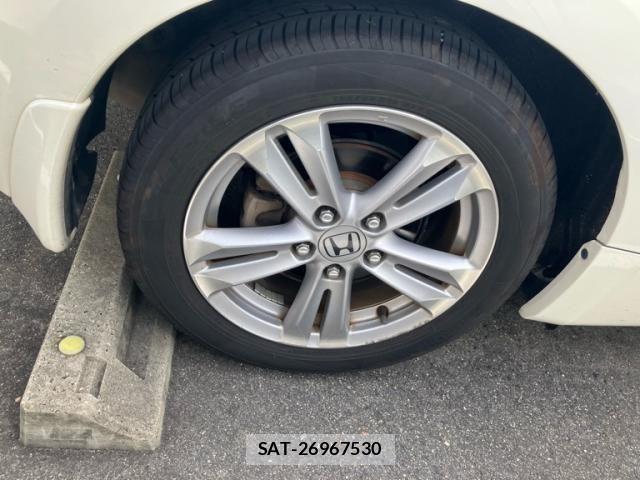 Honda CR-Z 2010-08 8879303-6