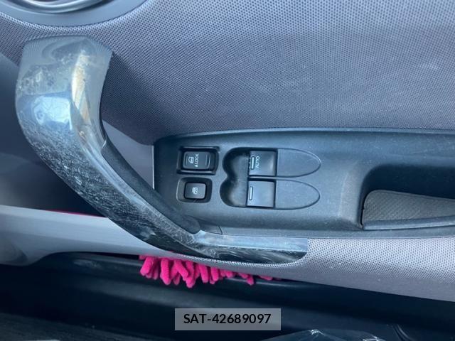Honda CR-Z 2010-08 8879304-14