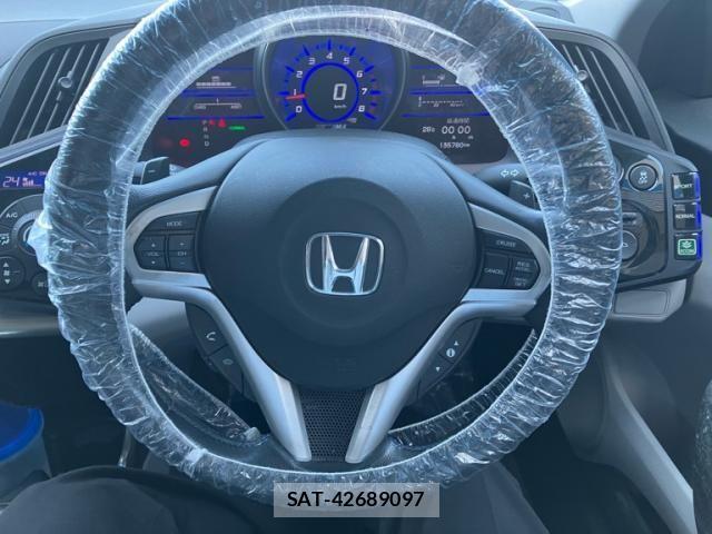Honda CR-Z 2010-08 8879304-16