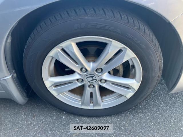 Honda CR-Z 2010-08 8879304-7