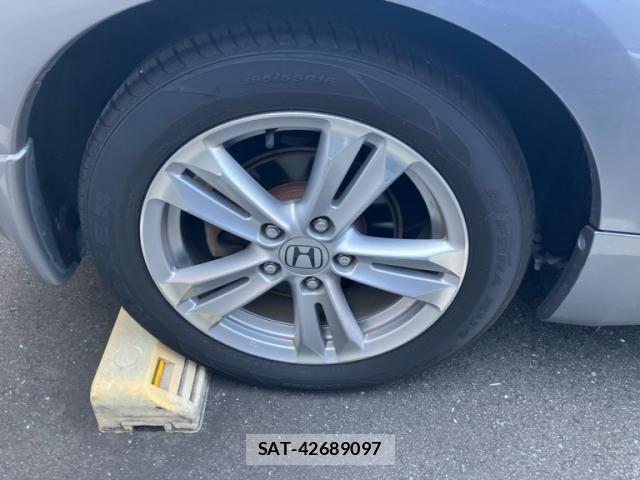 Honda CR-Z 2010-08 8879304-8