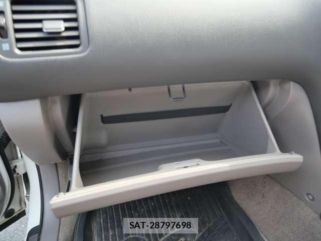 Toyota CRESTA 1997-01 8206980-19