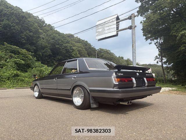 Toyota CRESTA 1984-03 8313831-11