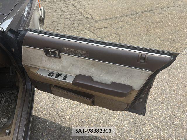 Toyota CRESTA 1984-03 8313831-13