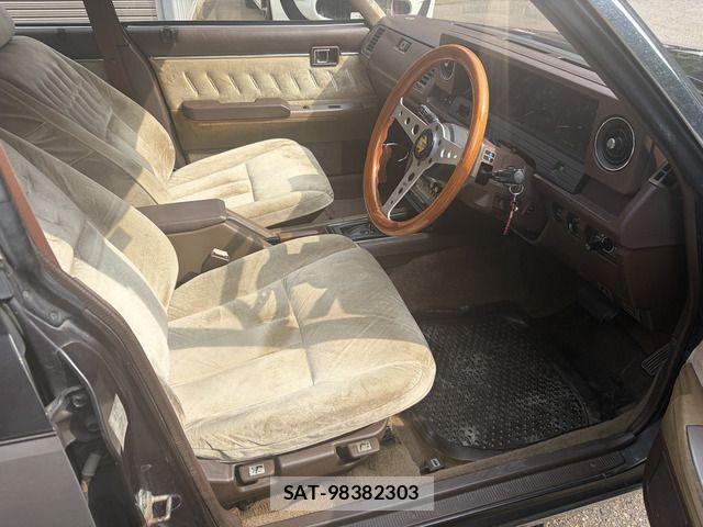 Toyota CRESTA 1984-03 8313831-14