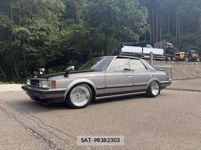 Toyota CRESTA 1984-03 8313831-1