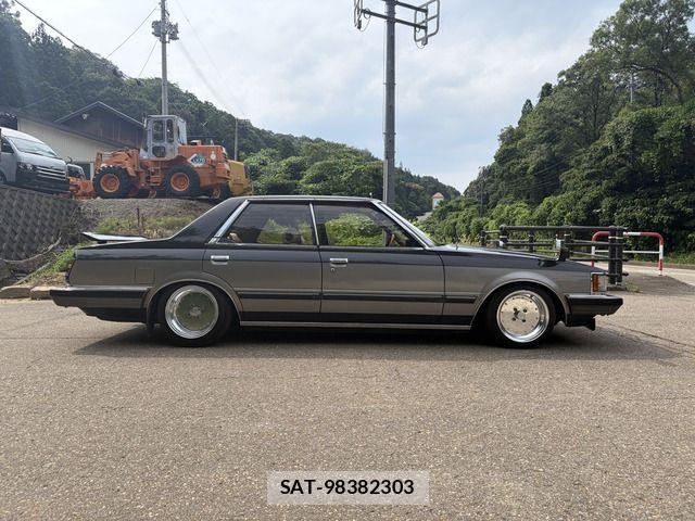 Toyota CRESTA 1984-03 8313831-6