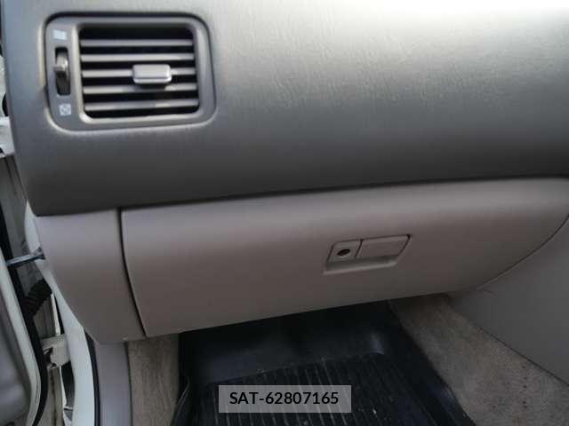 Toyota CRESTA 1997-01 8313832-18