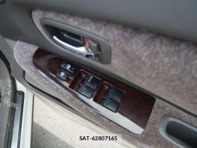 Toyota CRESTA 1997-01 8313832-20