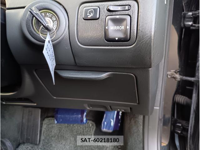 Toyota CRESTA 1993-02 8335305-6