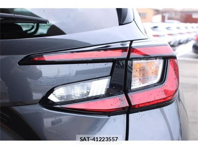 Subaru Crosstrek 2023-12 6903603-17