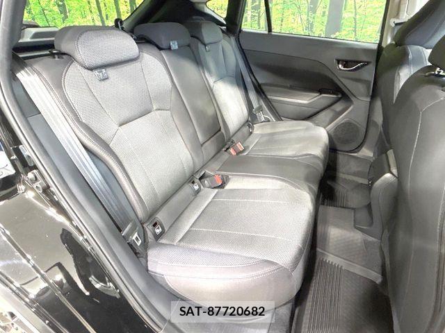Subaru Crosstrek 2023-10 7391681-8