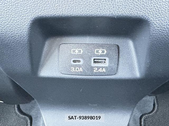 Subaru Crosstrek 2023-11 7615738-12