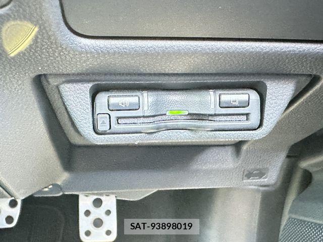 Subaru Crosstrek 2023-11 7615738-27