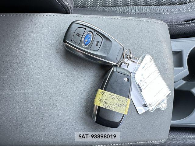 Subaru Crosstrek 2023-11 7615738-28