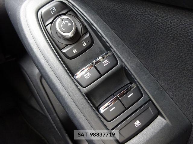 Subaru Crosstrek 2023-10 8073349-21