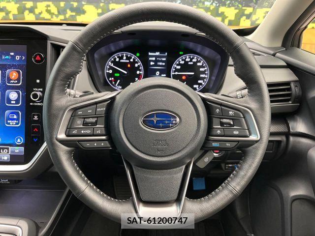 Subaru Crosstrek 2023-04 8206983-10