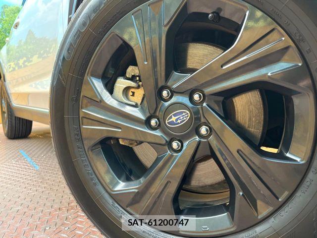 Subaru Crosstrek 2023-04 8206983-12