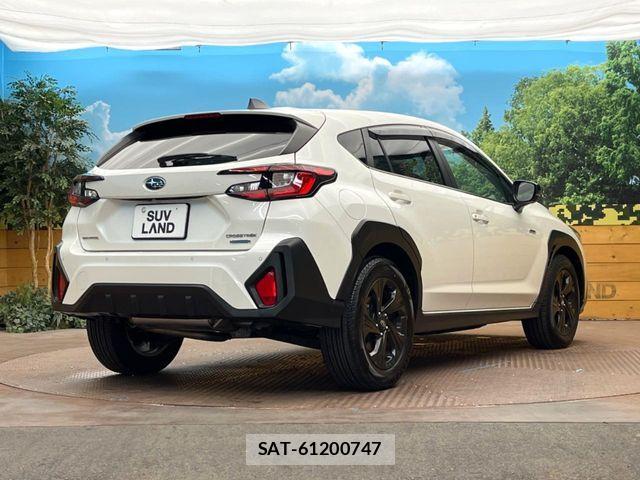 Subaru Crosstrek 2023-04 8206983-16