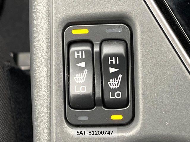 Subaru Crosstrek 2023-04 8206983-6